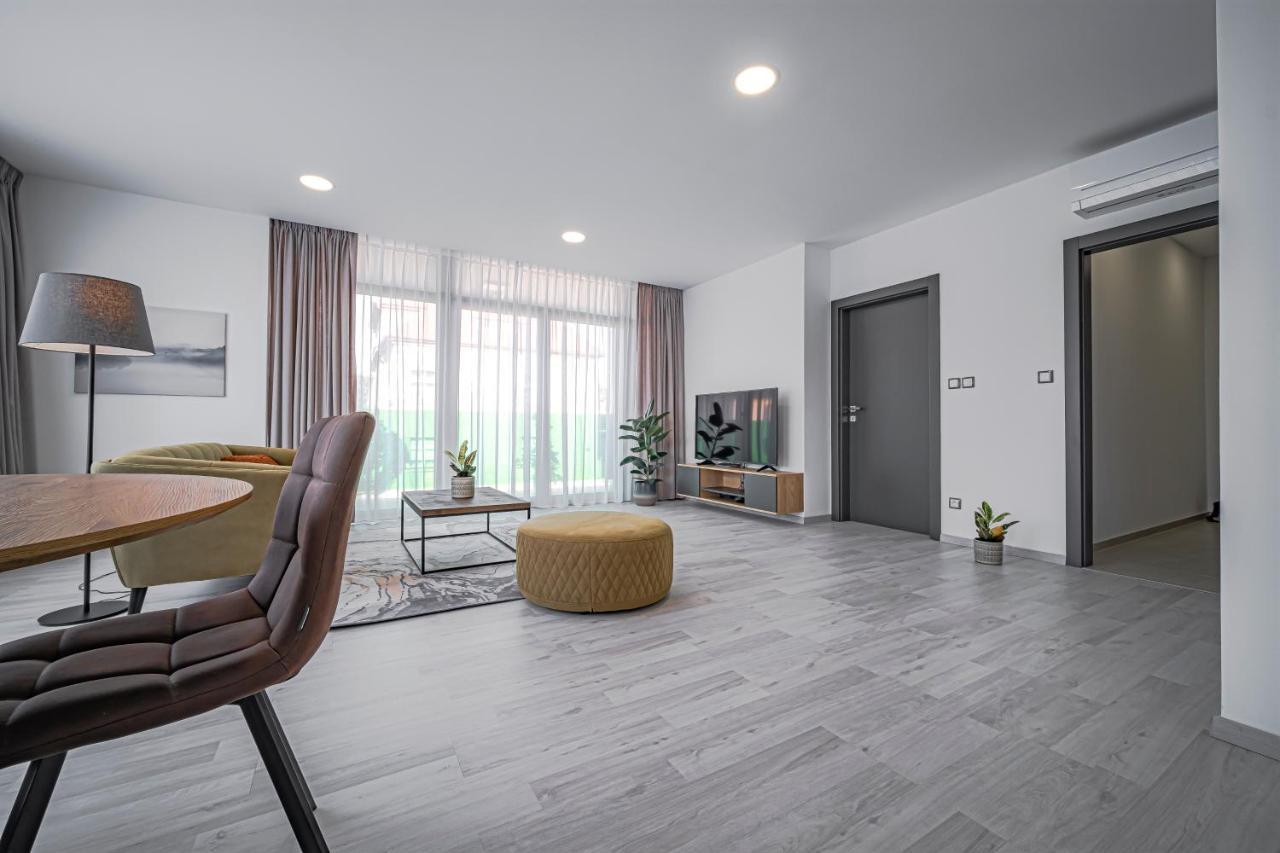 Grunt Apartments Млада-Болеслав Экстерьер фото